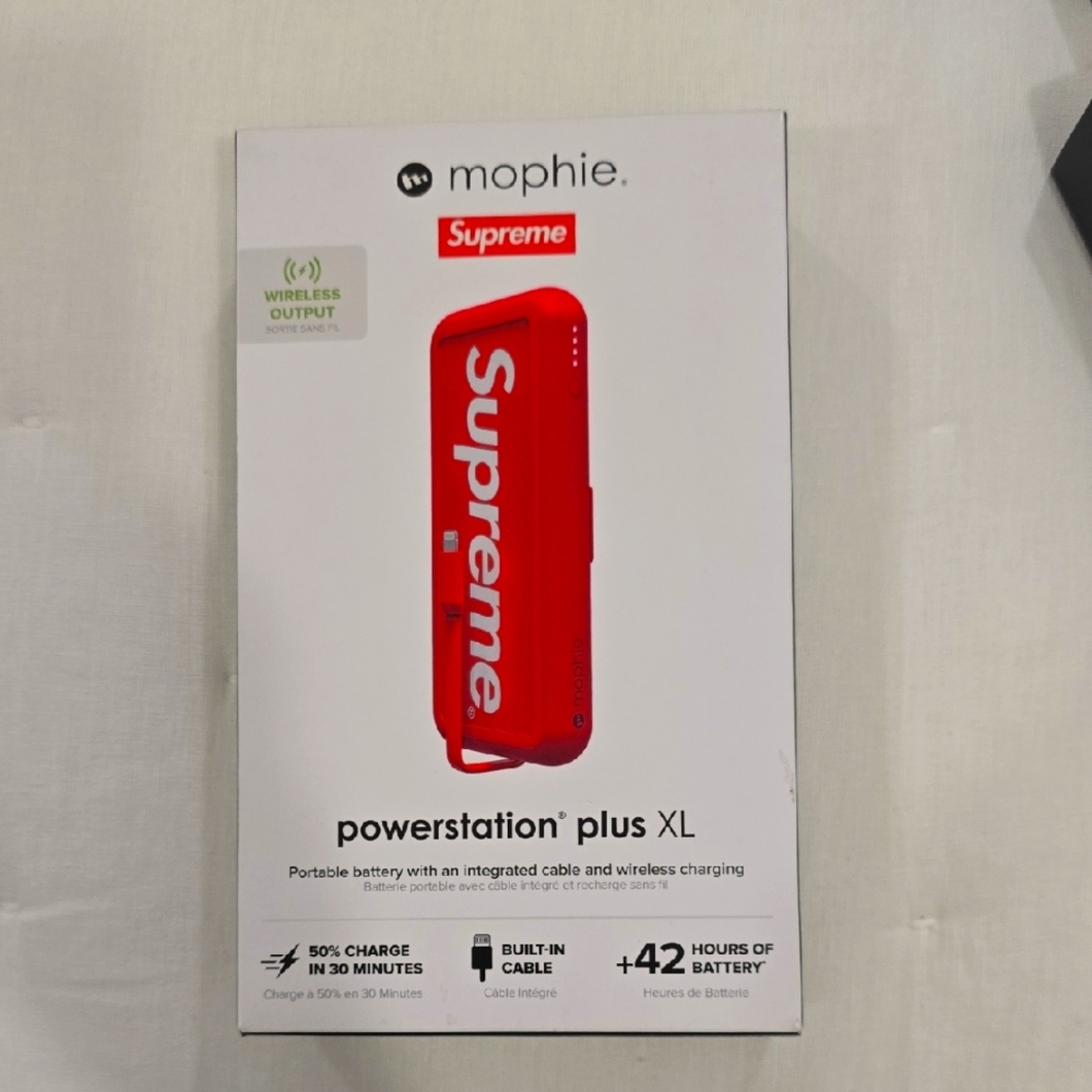 Supreme Red Powerstation Plus XL Charger